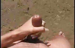 XXX A BBC Slut Allura Sweet lésbica transando com pênis de borracha leva com o rabo e a Rata esmagados por dois homens negros.