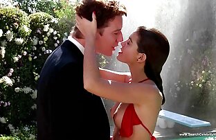 XXX Adolescente Asiática Nerd esfrega a cona dela debaixo do sexo pornô lésbica blan.